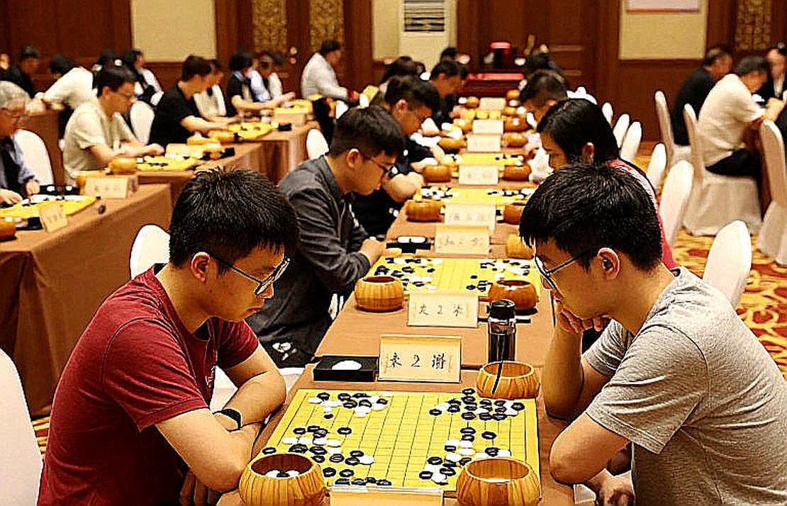 Ấn Độ vô địch Olympiad cờ vua 2026: Bài học chiến lược cho Việt Nam