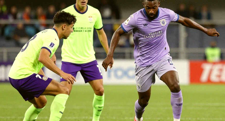 Chiếc xe lu và một phút của Andros Townsend: Khi an toàn sân cỏ trở thành phép thử lớn nhất của Thai League 1