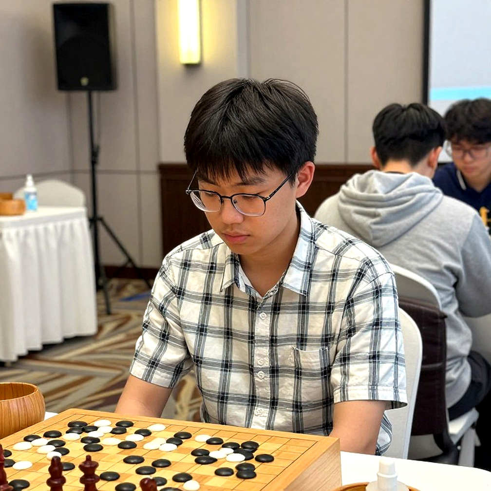 Bê bối thông tin trong làn sóng cờ vua Trung Á: 'Chủ tịch FIDE Timur Turlov' là ai và vì sao tiêu đề này sai?