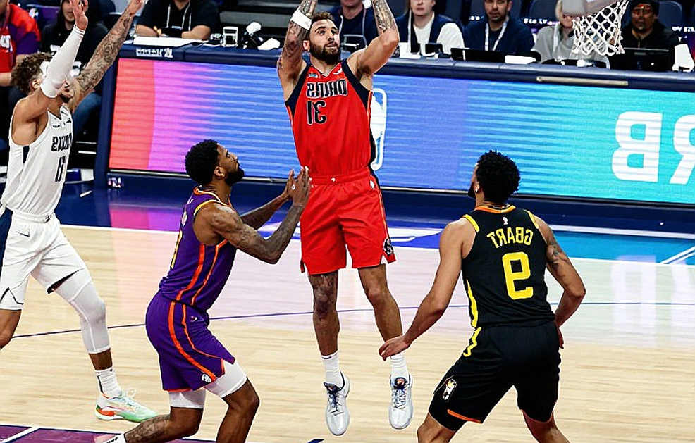 Mapua 87-88 Lyceum: 16 Điểm Dẫn Trước, 27 Giây, và Vết Nứt Không Phải Ở Vạch Ném Phạt