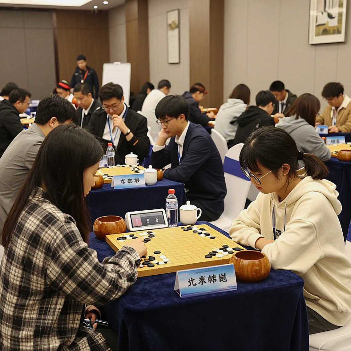 Carlsen trở lại, Gukesh vắng mặt: Cờ vua Ấn Độ và cuộc chiến sinh tồn trước Thế vận hội