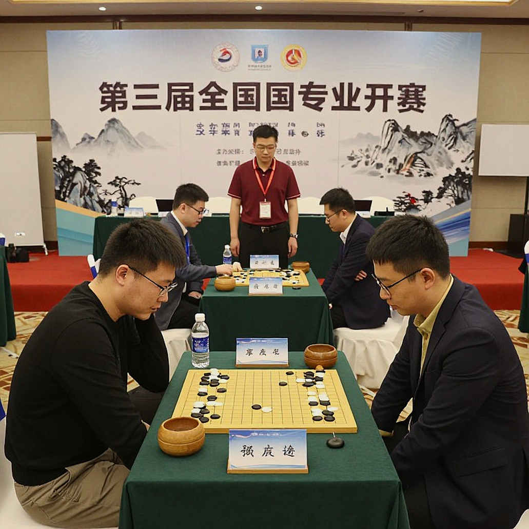 Một 'tuyệt phẩm Sicilian' không có nước cờ nào: bên trong ChessBase Magazine số 225