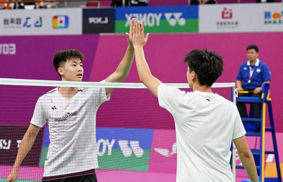 Chung kết đơn nam cầu lông Asian Games: Loh Kean Yew, Kunlavut Vitidsarn và bài toán độ dài pha cầu