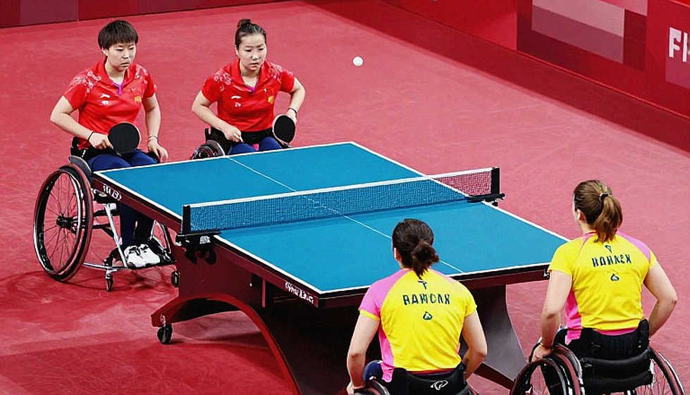 Bóng bàn trẻ: khi tờ phiếu đánh giá trống bị đọc thành tín hiệu an toàn