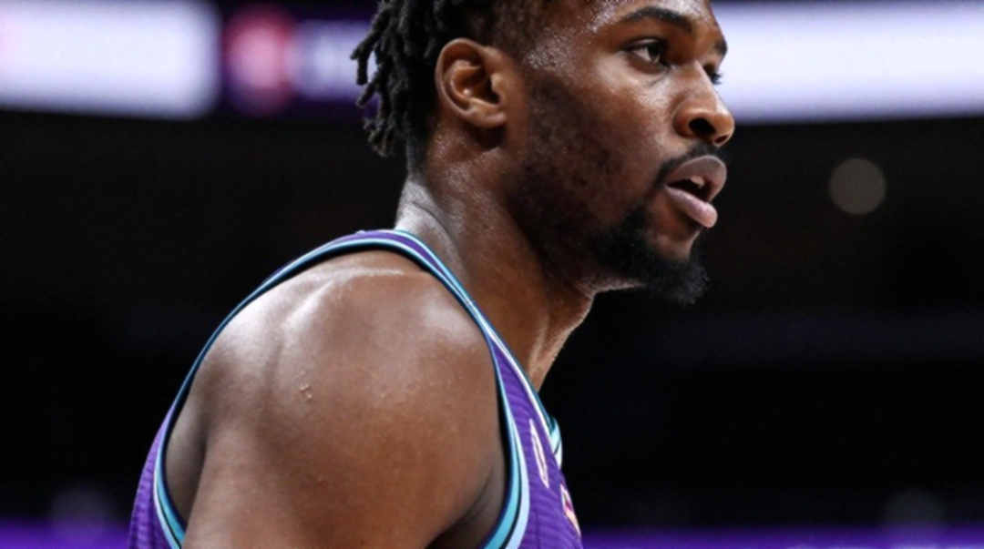 Korkmaz, tuần hai trận và khoảng trống tập luyện mà EuroLeague không trả lại
